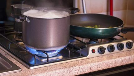Safety of using a gas stove
