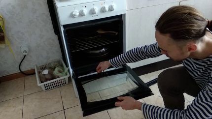 Oven door removal process