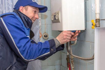 Contrôler les fuites de gaz au toucher