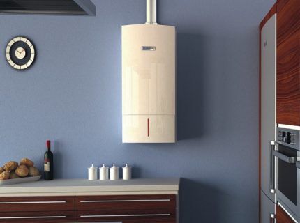 Wall-mounted heating boiler