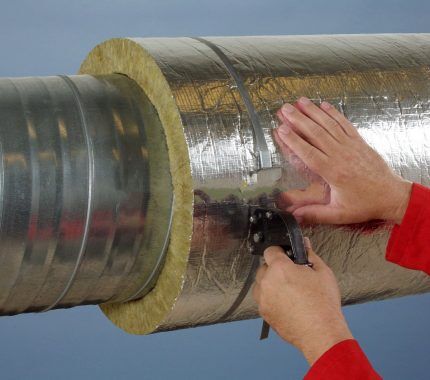 Securing the insulation with clamps