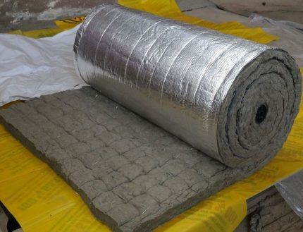 Basalt wool in roll