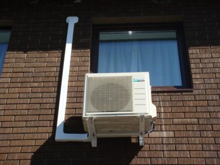 Plastic box for air conditioner communications