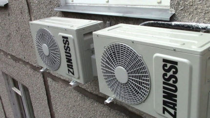 Zanussi air conditioner outdoor unit