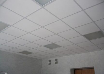 Plafond suspendu Armstrong