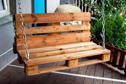 Pallet seat