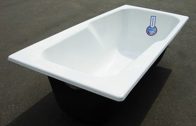 Russian cast iron bathtub Universal