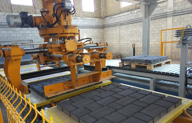 Production of vibropressed paving slabs