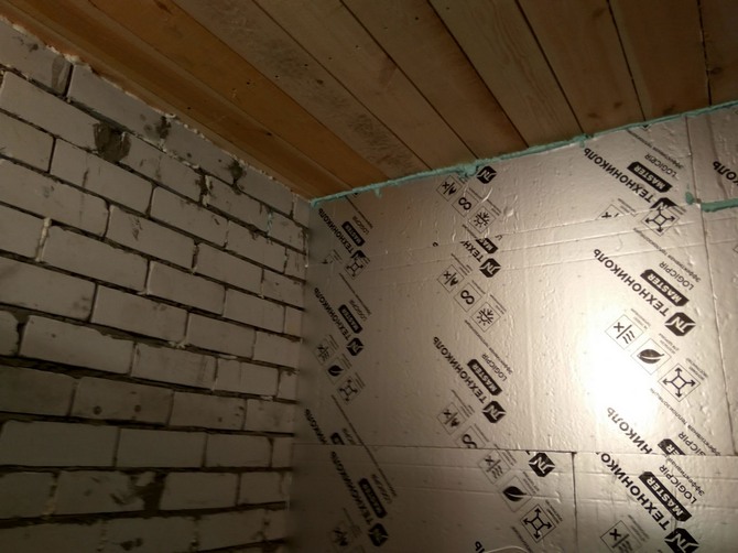How to choose insulation for a bathhouse - features of materials and which one will be better?
