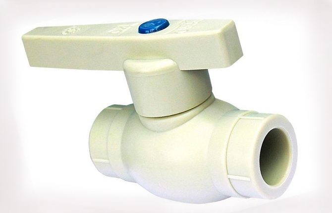 Taps and fittings for polypropylene water pipes