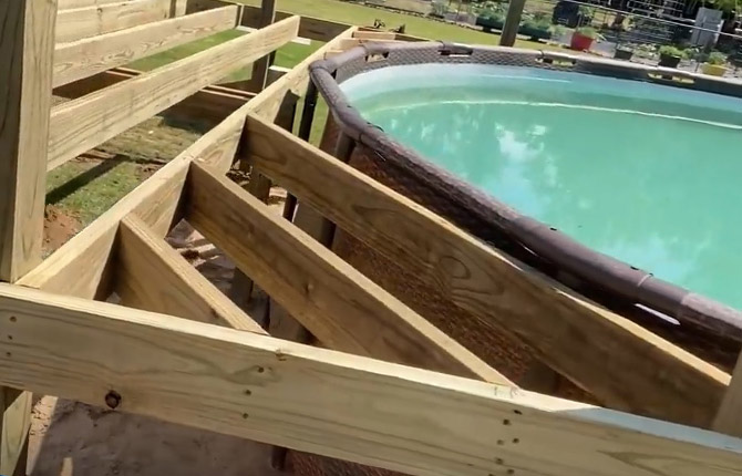 How to make a podium for a frame pool: varieties, step-by-step instructions, photos
