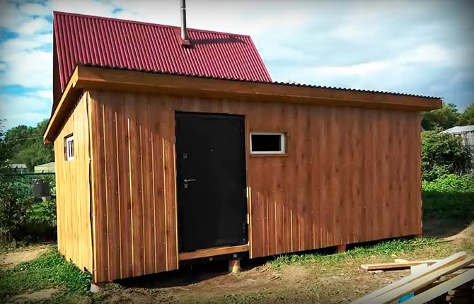 Do-it-yourself lean-to wooden shed