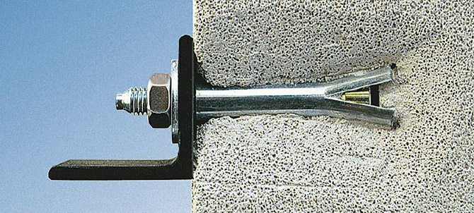 fastening with frame dowel