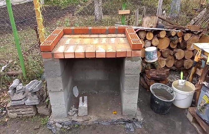 How to make a simple brick grill with your own hands: diagrams, drawings, photos